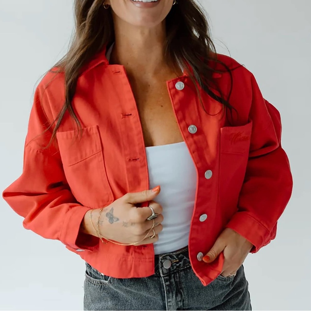 Gameday Wisconsin Badgers Sanders Cropped Red Denim Jacket Size L NWT